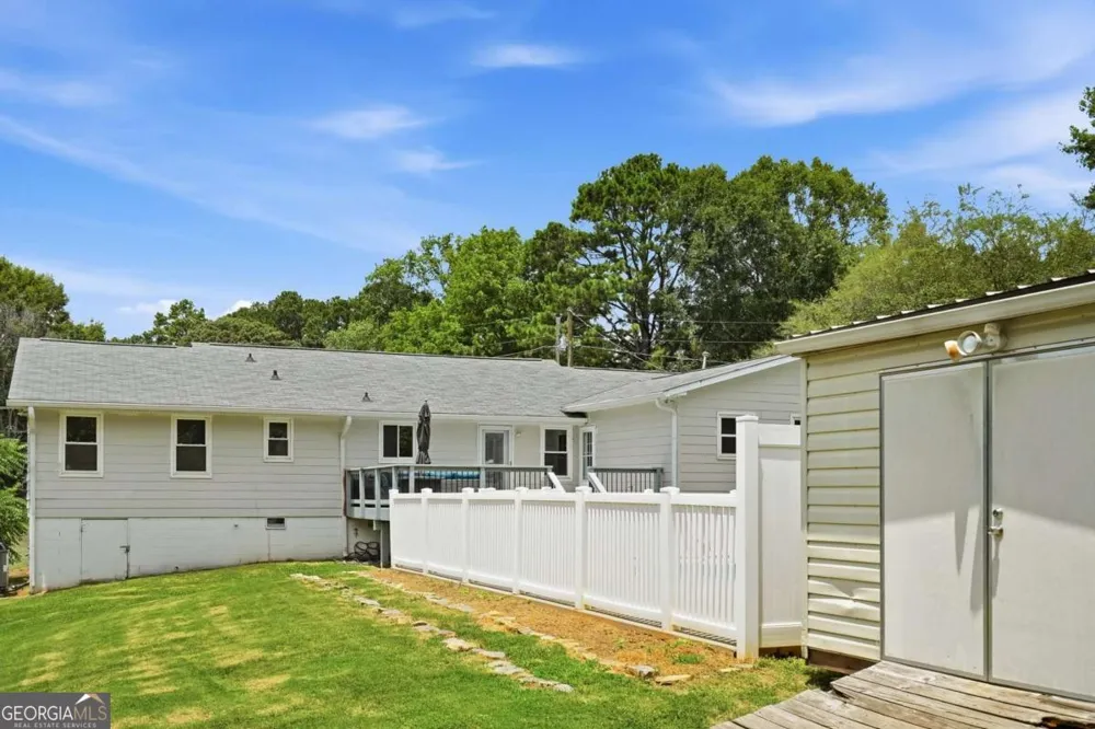 110 Point View CT Tyrone, GA 30290