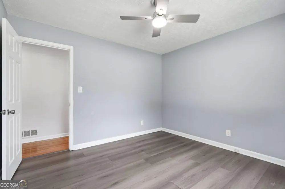 110 Point View CT Tyrone, GA 30290