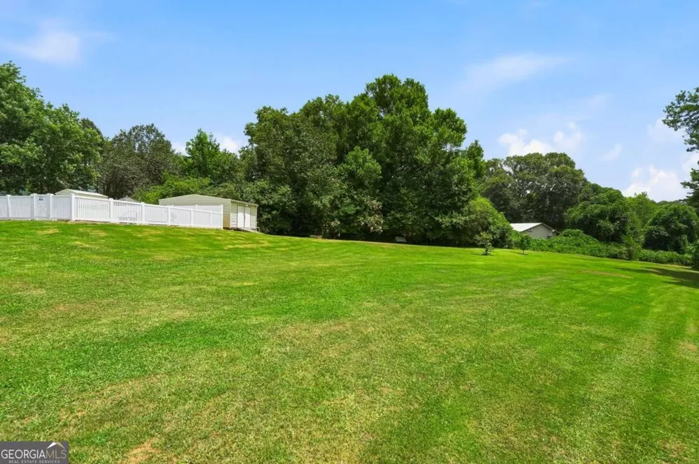 110 Point View CT Tyrone, GA 30290