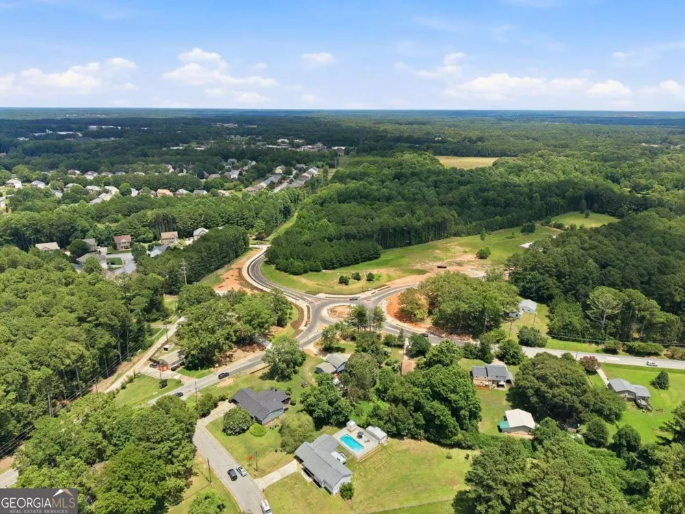 110 Point View CT Tyrone, GA 30290