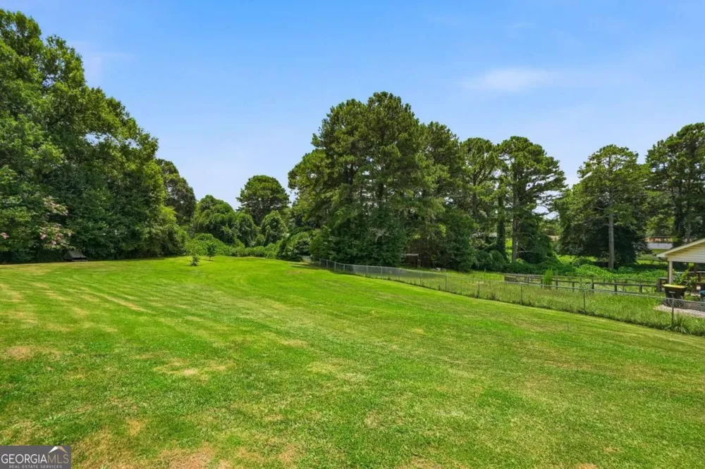 110 Point View CT Tyrone, GA 30290