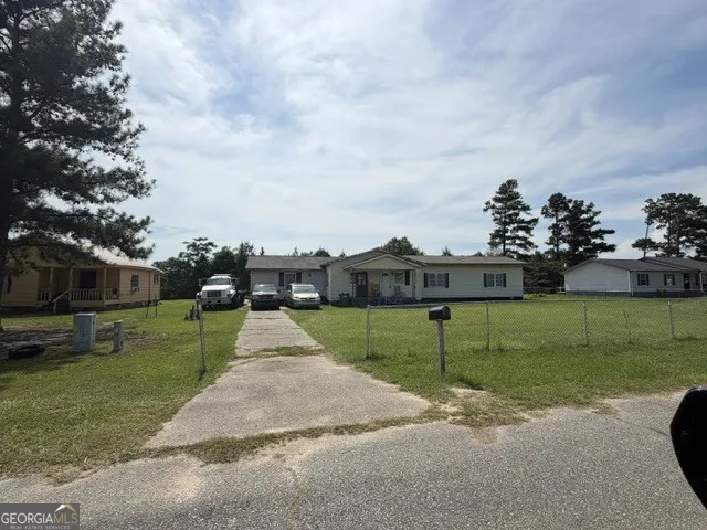 2001 Clover Dale CIR Cordele, GA 31015