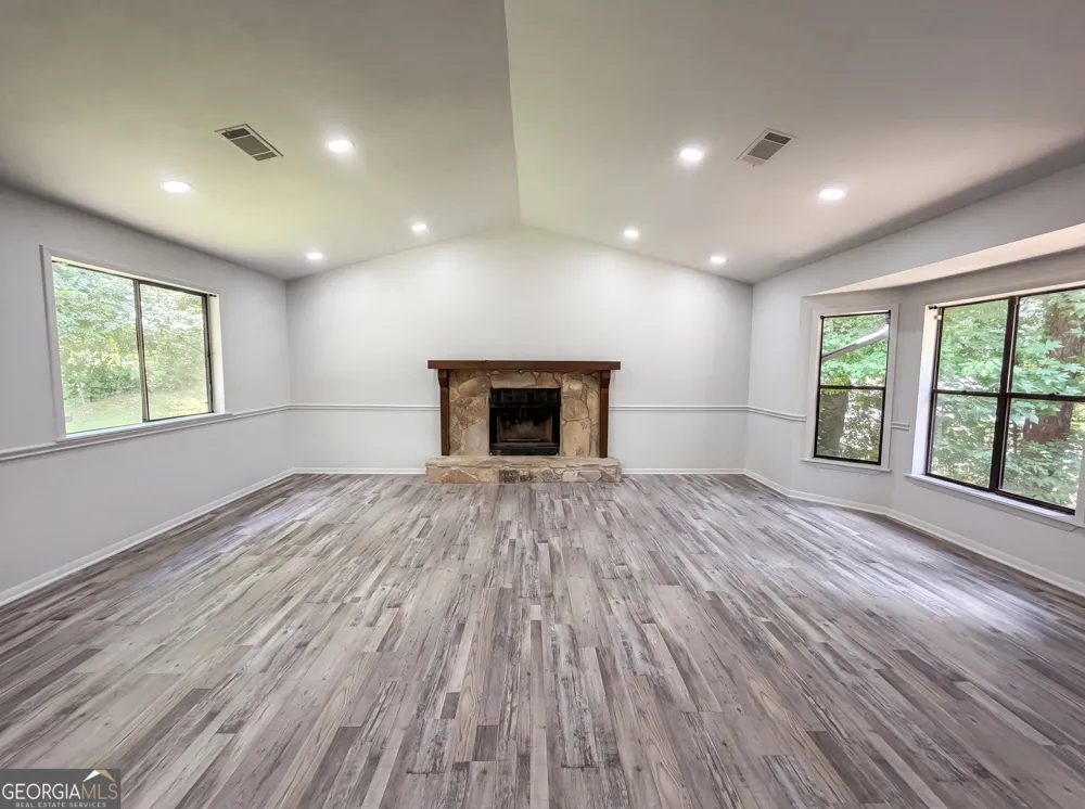 691 Millay CT Stone Mountain, GA 30088