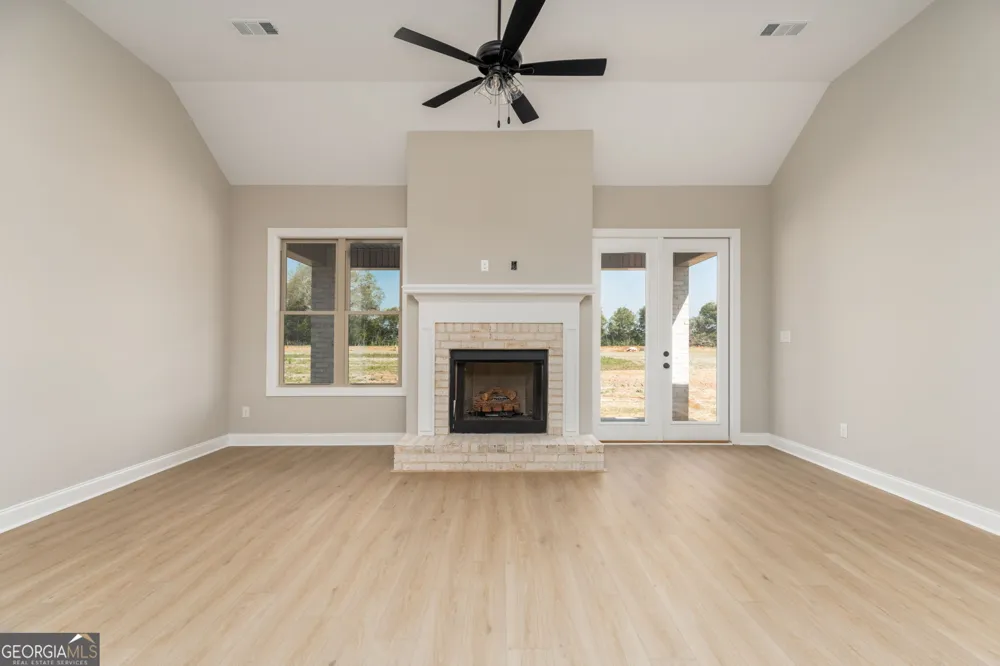 207 Farmland Circle Perry, GA 31069