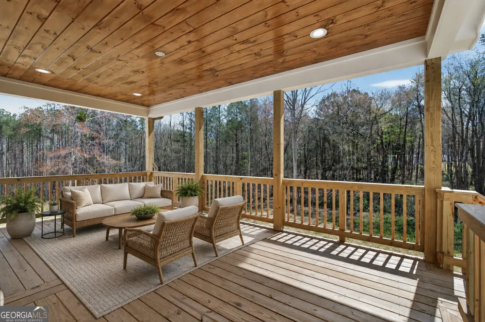 88 Carolyn PATH Rockmart, GA 30153