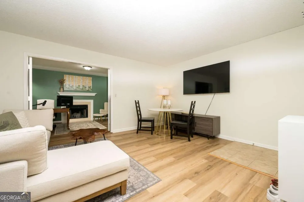 127 Lablanc WAY NW Atlanta, GA 30327