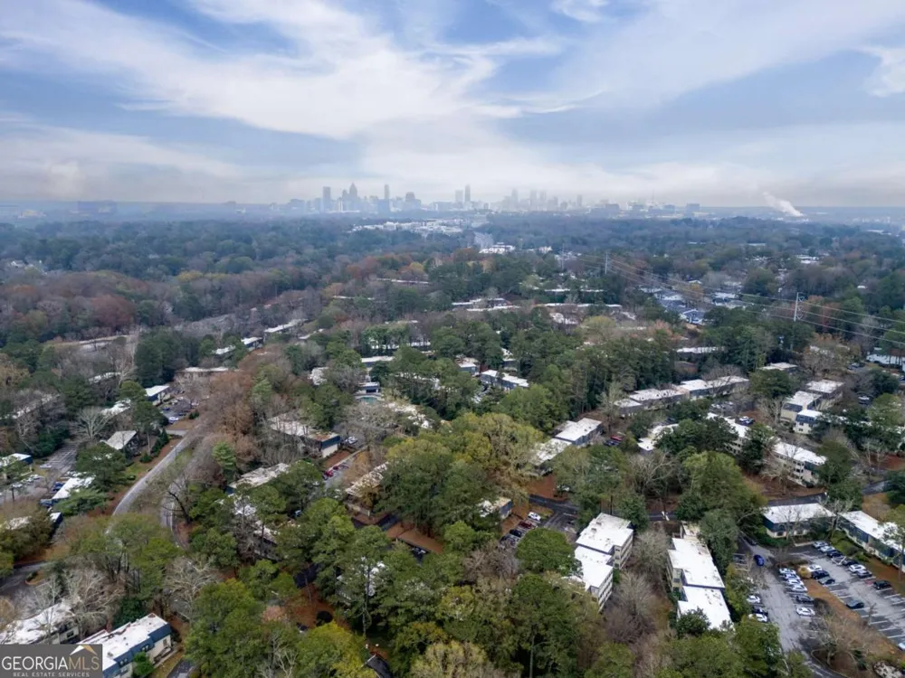 127 Lablanc WAY NW Atlanta, GA 30327