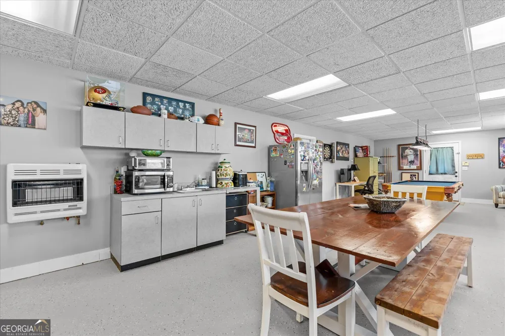900 Old Four Notch RD Whitesburg, GA 30185