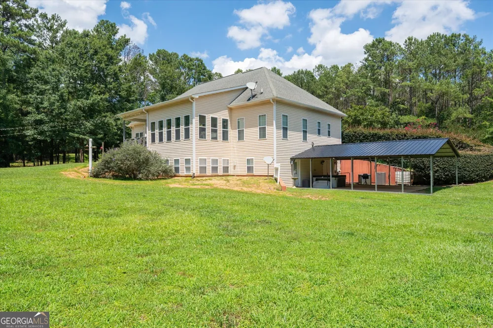 900 Old Four Notch RD Whitesburg, GA 30185