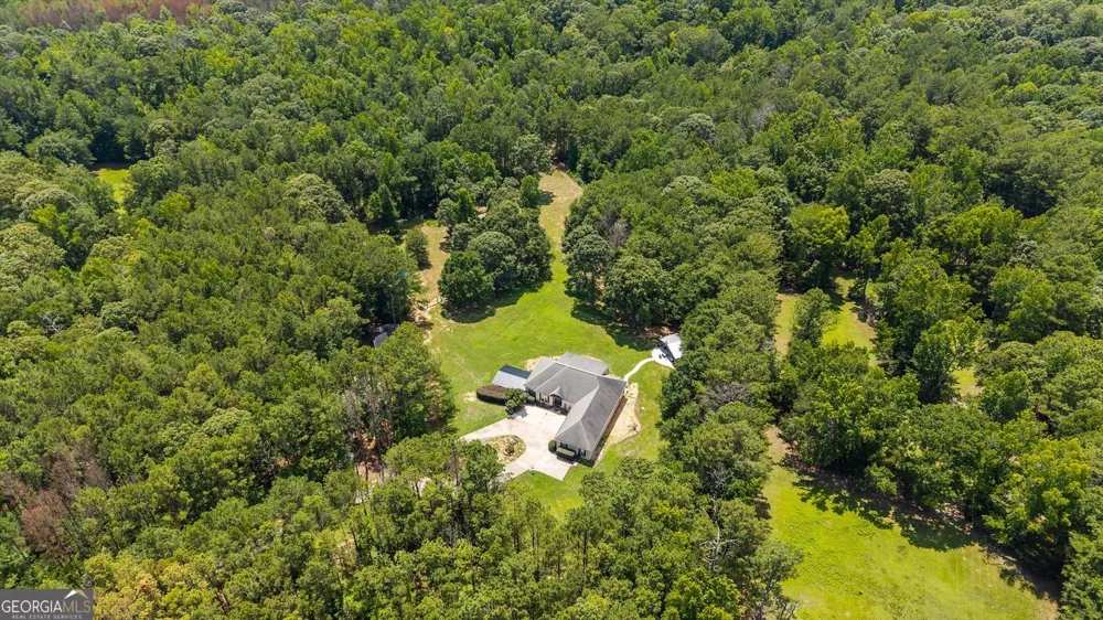 900 Old Four Notch RD Whitesburg, GA 30185