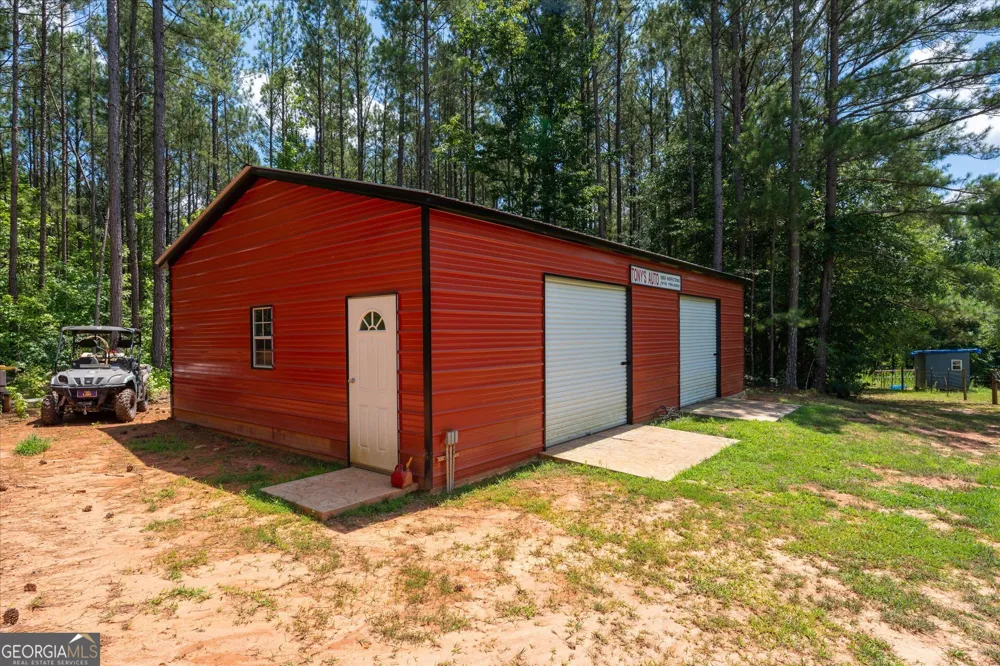 900 Old Four Notch RD Whitesburg, GA 30185
