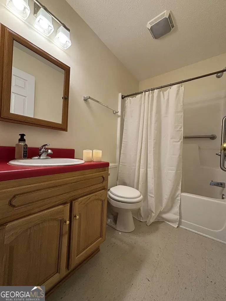 405 Crawfordville RD Union Point, GA 30669