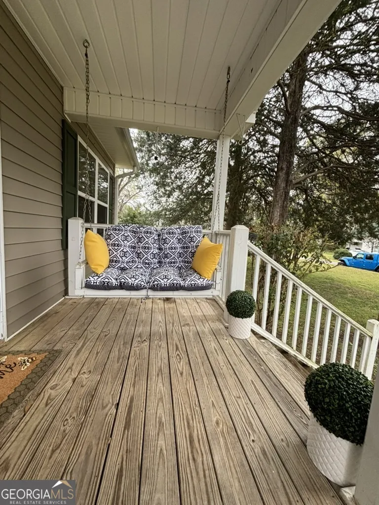 405 Crawfordville RD Union Point, GA 30669