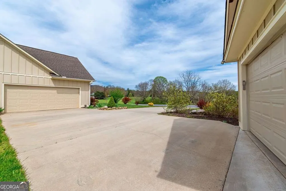 164 Owen Glen DR Blairsville, GA 30512
