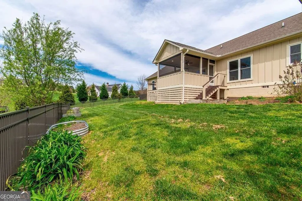 164 Owen Glen DR Blairsville, GA 30512
