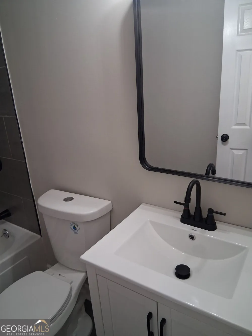 8229 Queens DR Jonesboro, GA 30238