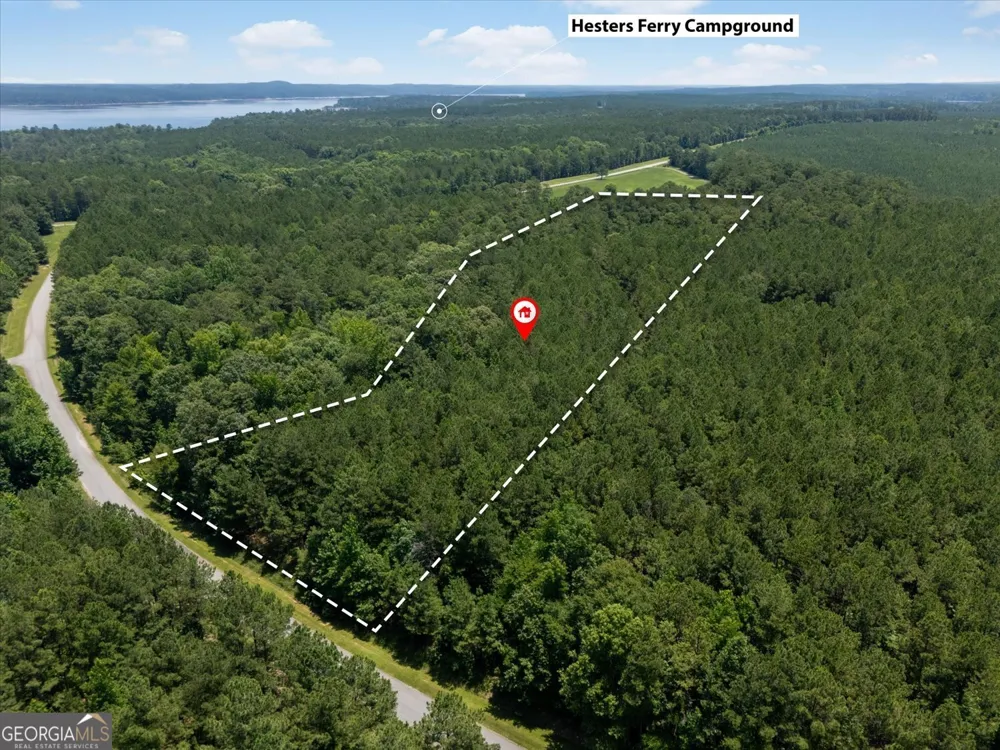 1053 Pine Point LN Tignall, GA 30668