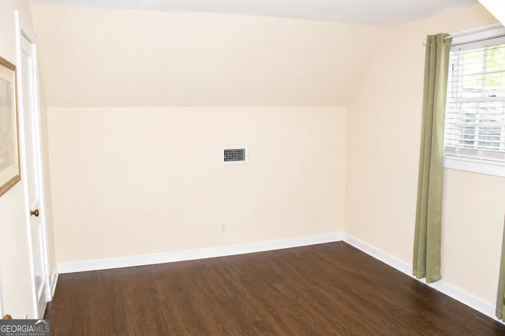 713 Magnolia DR Waycross, GA 31501