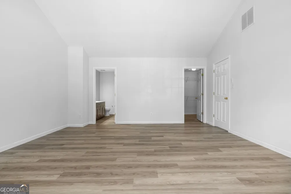 5896 Amerson LN Ellenwood, GA 30294