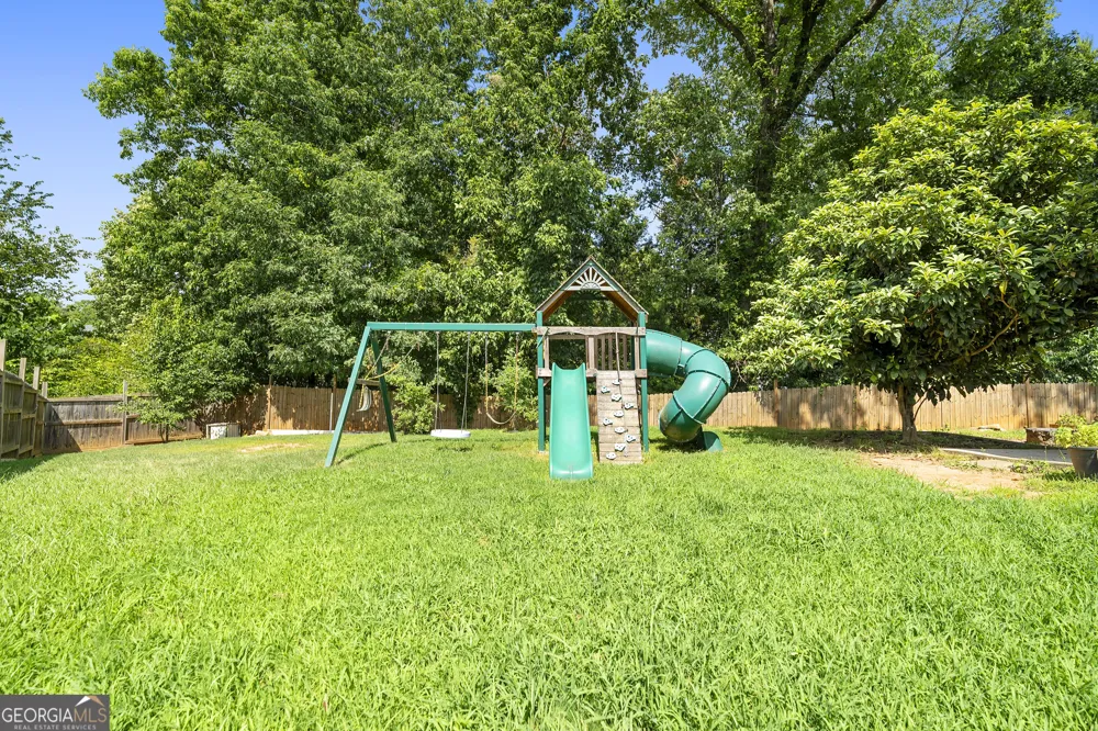 5896 Amerson LN Ellenwood, GA 30294