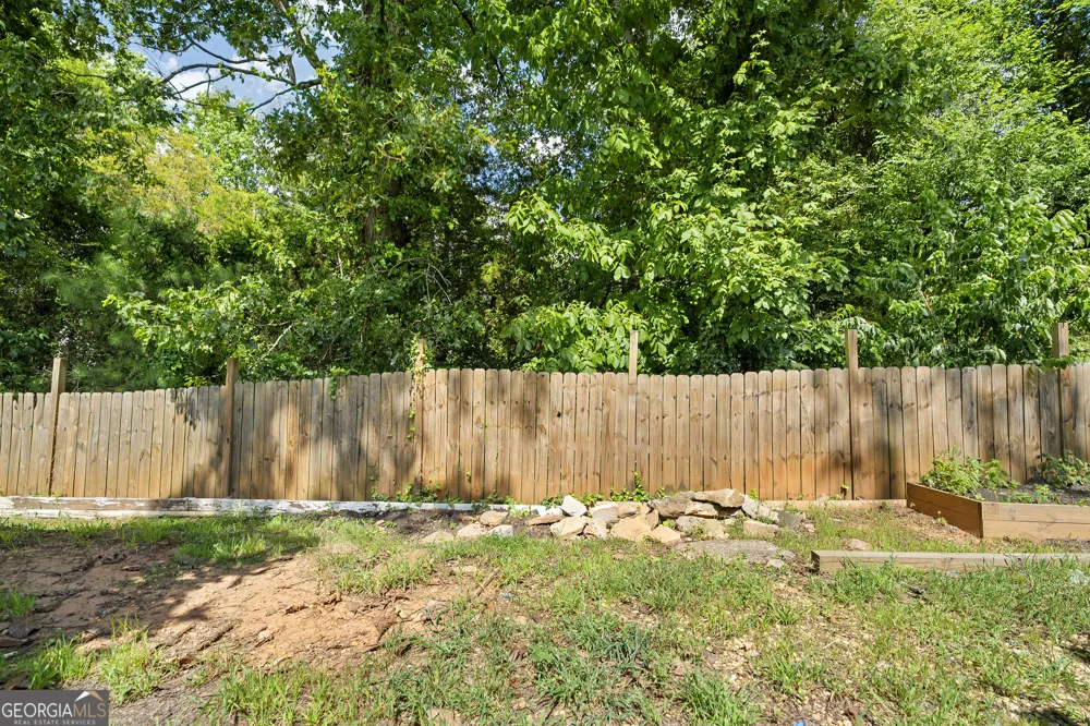 5896 Amerson LN Ellenwood, GA 30294