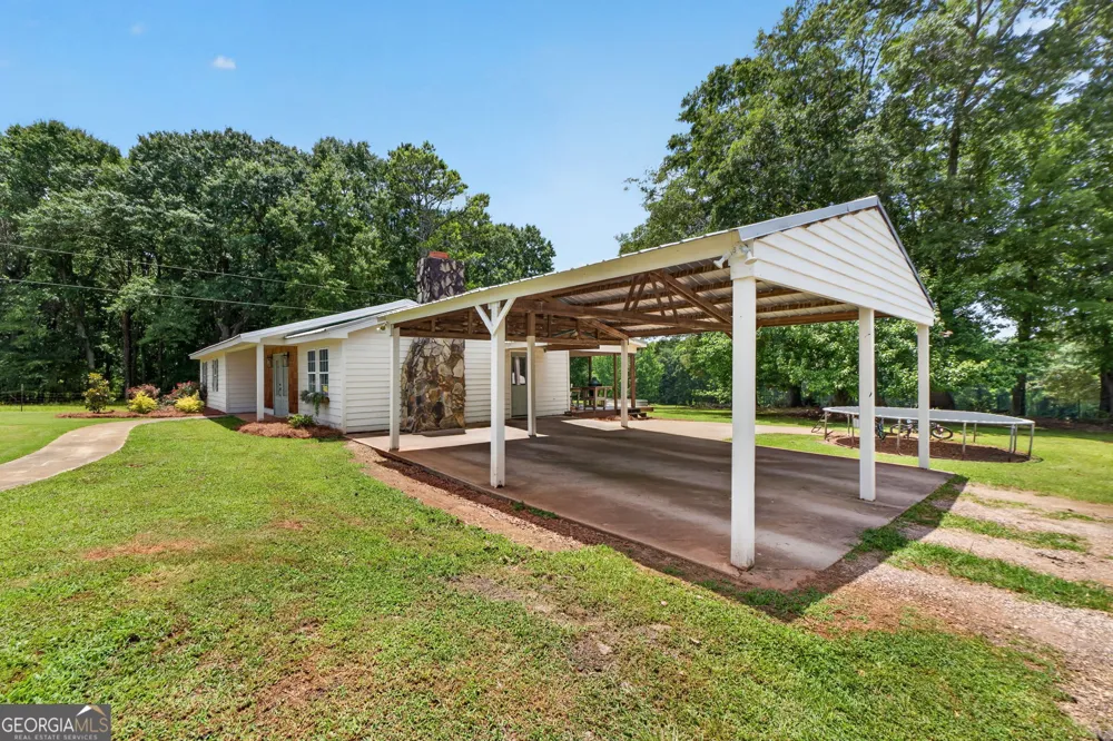 242 Harris RD Concord, GA 30206