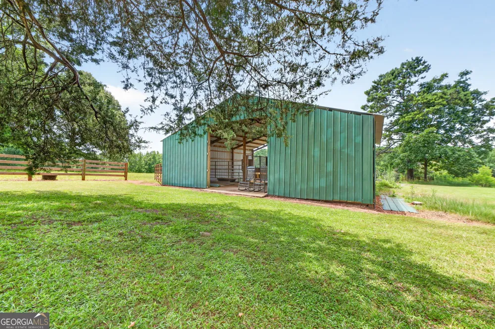 242 Harris RD Concord, GA 30206