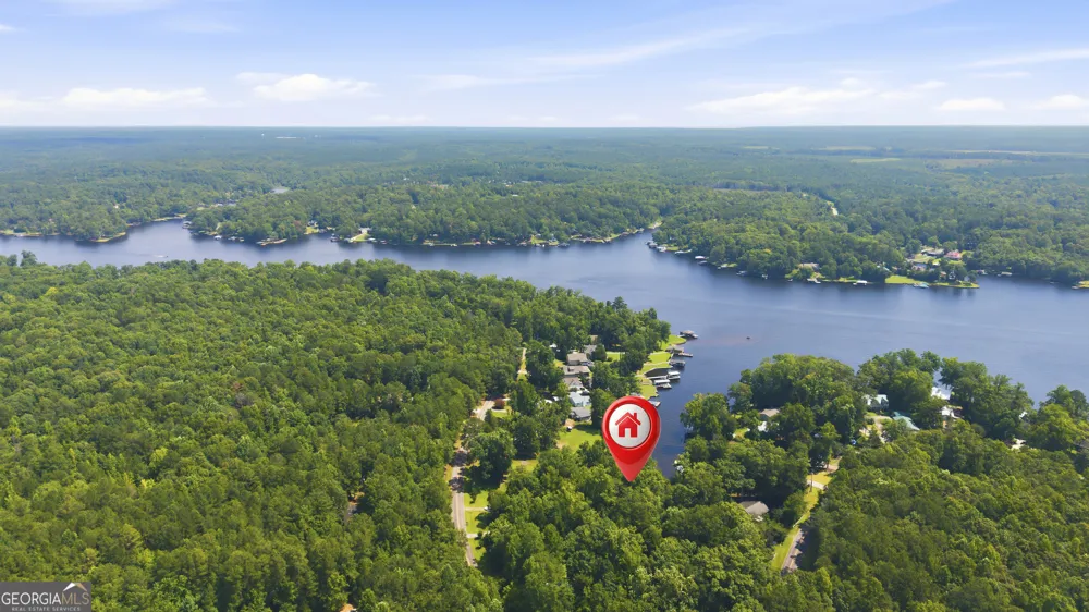 201 Lakeshore DR Eatonton, GA 31024
