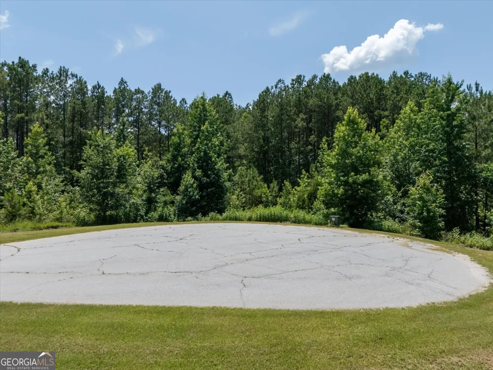 1223 Edge LN Tignall, GA 30668