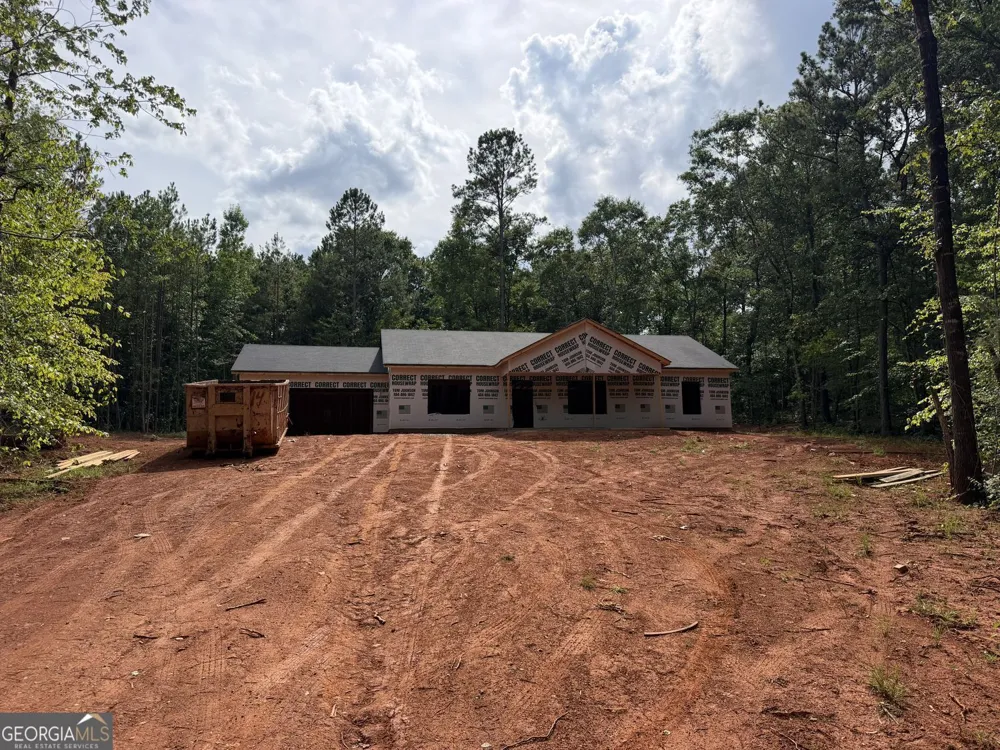 291 Russellville RD Forsyth, GA 31029