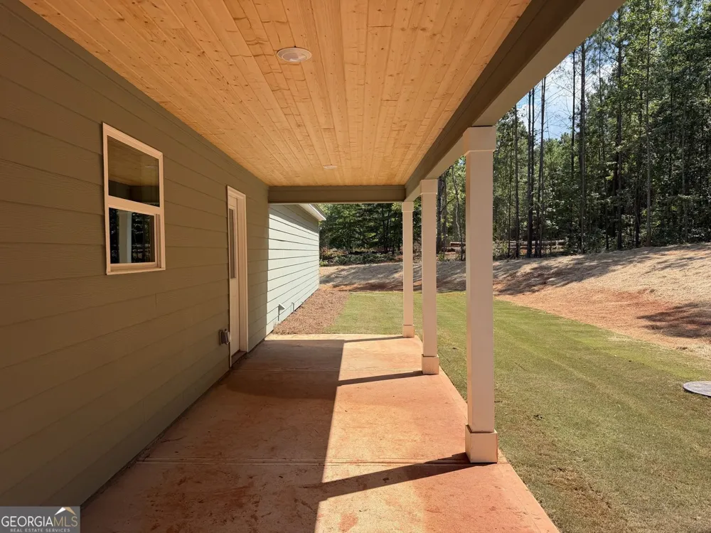 291 Russellville RD Forsyth, GA 31029