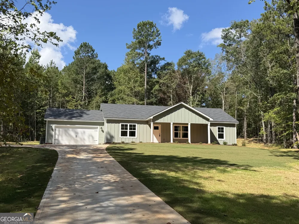 291 Russellville RD Forsyth, GA 31029