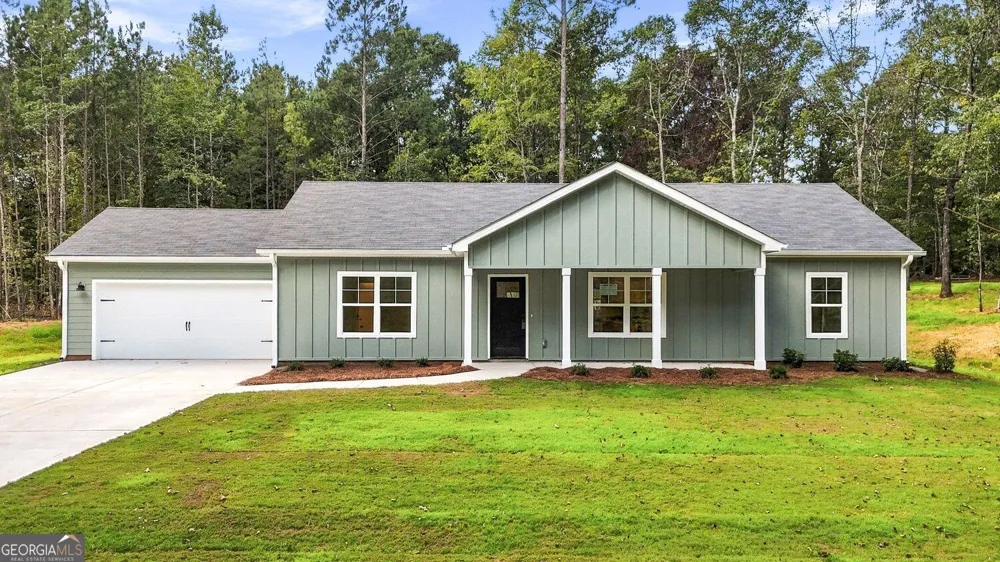 291 Russellville RD Forsyth, GA 31029