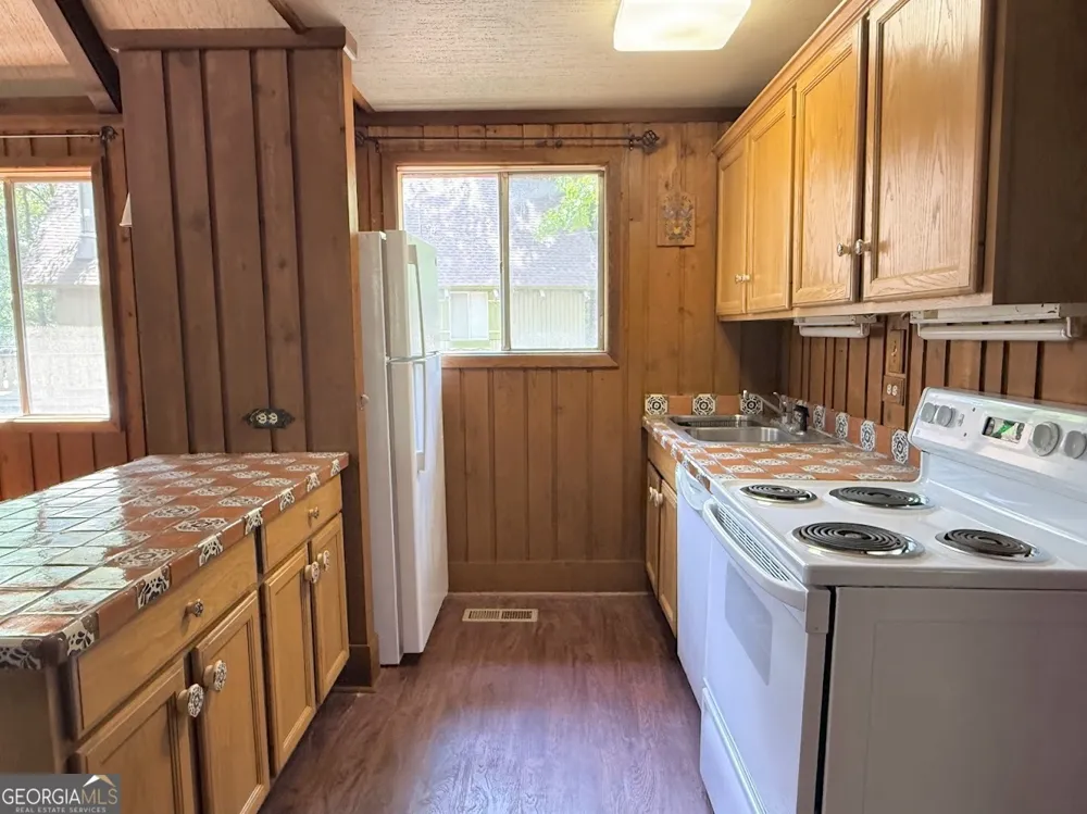 8 St. Moritz DR Pine Mountain, GA 31822