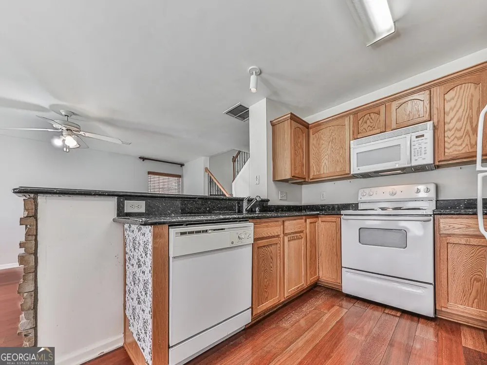 530 Fox Creek XING Woodstock, GA 30188