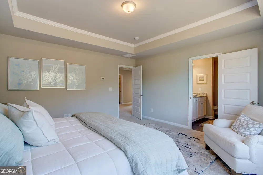 96 Purackal LN Statham, GA 30666