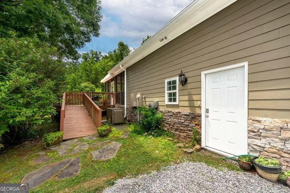 1390 Tatum Gulf RD Cloudland, GA 30731