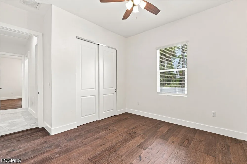 Della Drive Naples, FL 34117