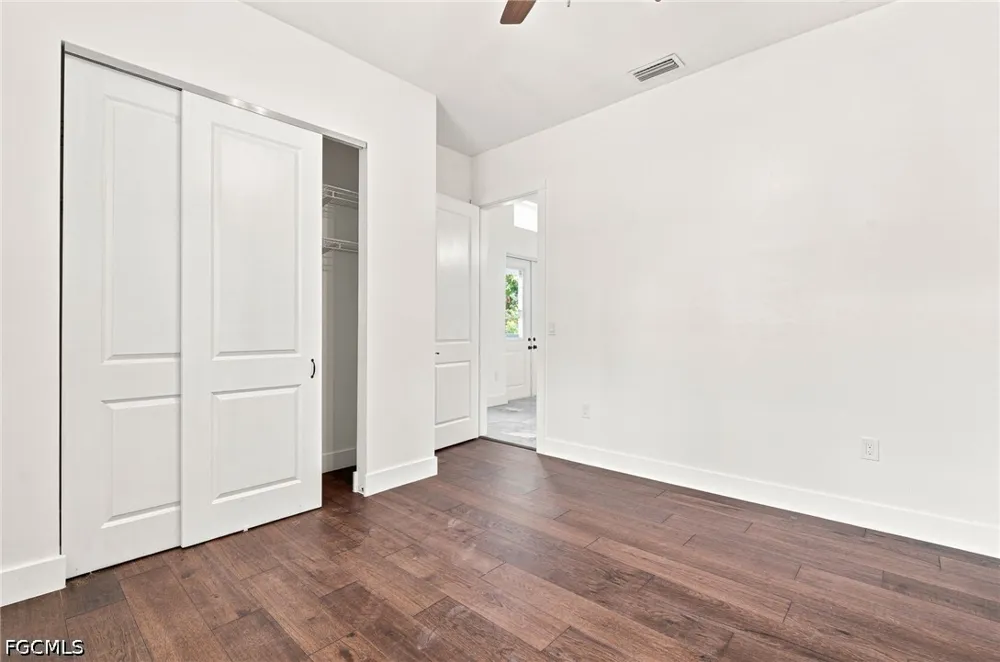 Della Drive Naples, FL 34117