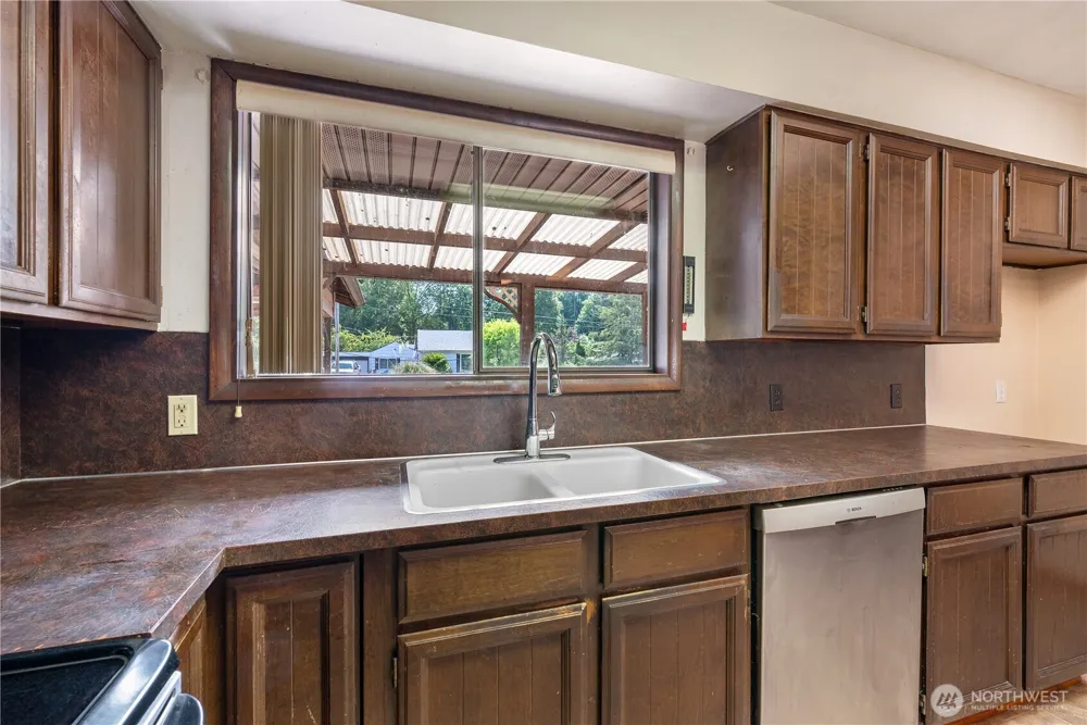 3047 Lindsey Drive Longview, WA 98632