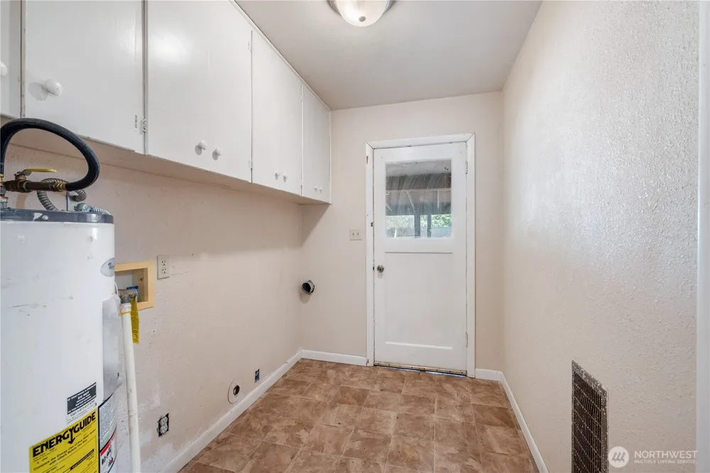 3047 Lindsey Drive Longview, WA 98632