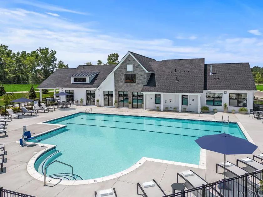 7901 Arimoore Drive West Bloomfield Charter Township, MI 48322