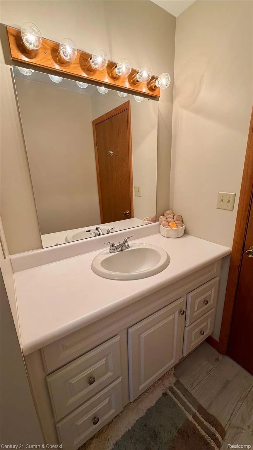 304 Balsam Road Roscommon Village, MI 48653