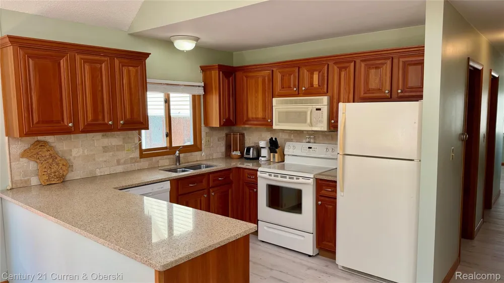 304 Balsam Road Roscommon Village, MI 48653