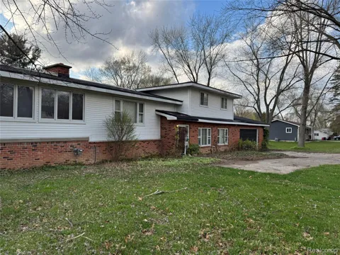 226 S Burkhart Road