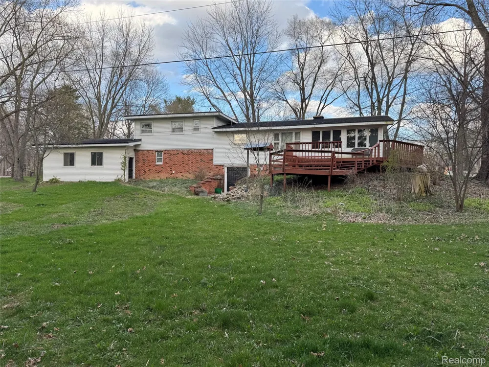 226 S Burkhart Road Marion Township, MI 48843