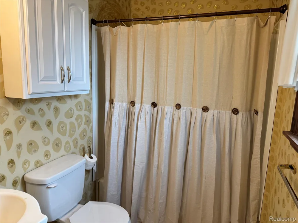 226 S Burkhart Road Marion Township, MI 48843