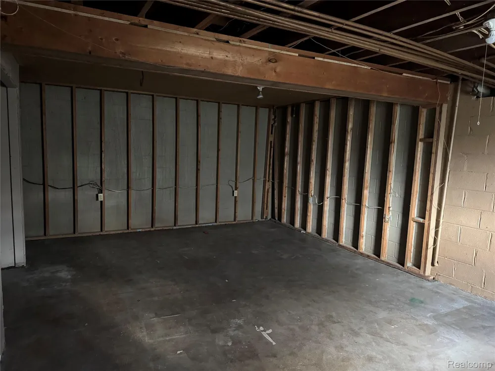 226 S Burkhart Road Marion Township, MI 48843