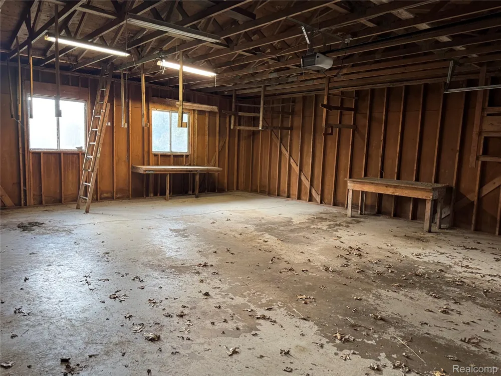 226 S Burkhart Road Marion Township, MI 48843