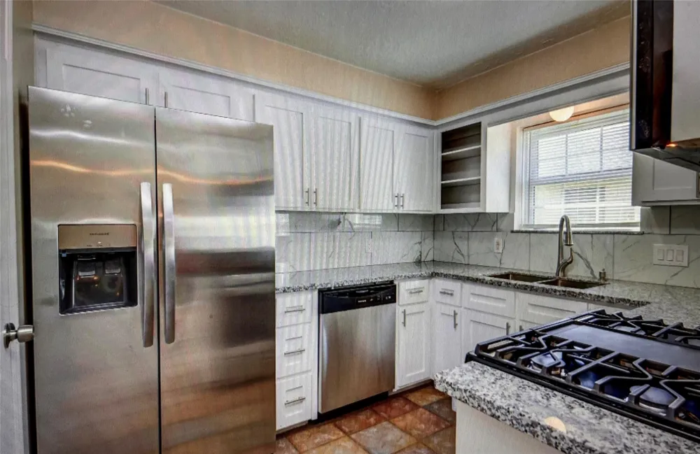 4502 Haiti Lane Pasadena, TX 77505